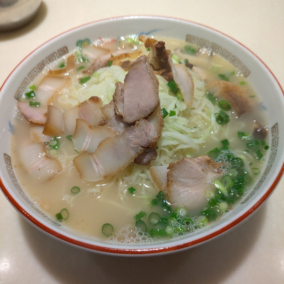 こむらさき